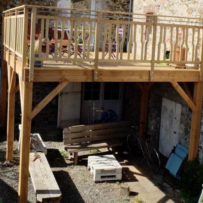 Terrasse pins Douglas + Chataîgnieer