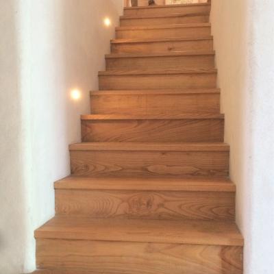Escalier en châtaignier